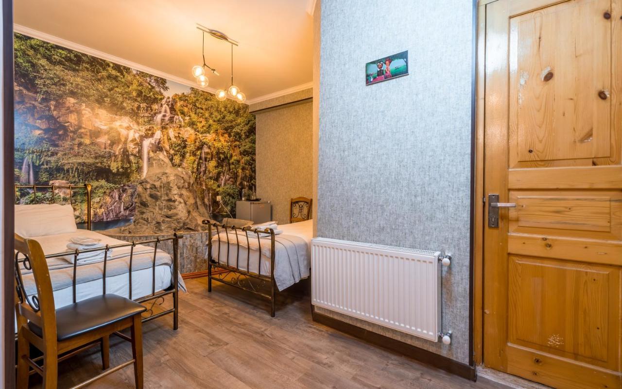 Hotel At Gomi 19 Tbilisi Bagian luar foto